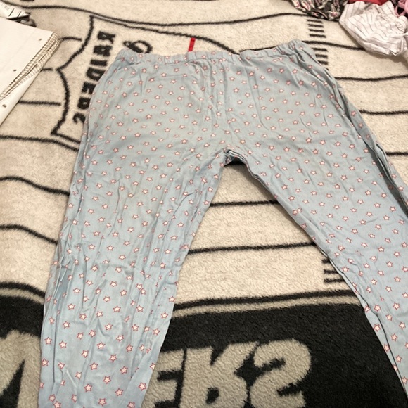 Victoria’s Secret & Matching 2-Pc Pajama Set w/ Star Print - Picture 5 of 9